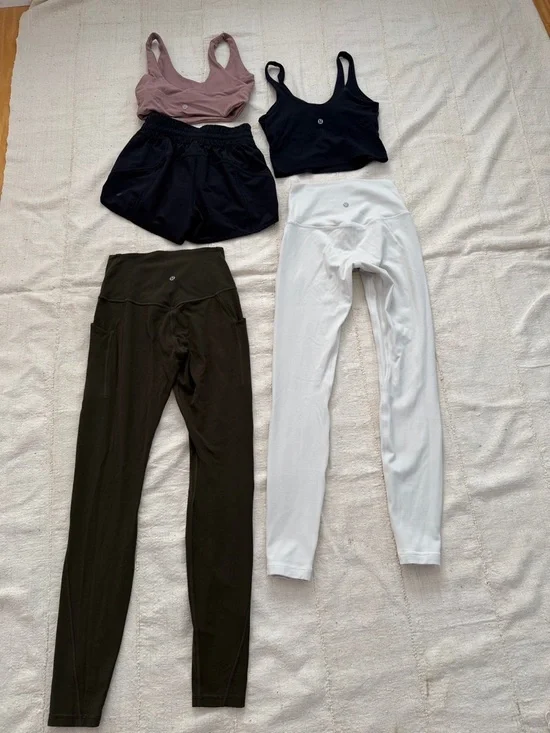Bundle of 6Lululemon leggings sport bra and shorts size 4 - Picture 3 of 12